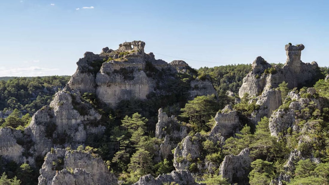 À la découverte du plus mystérieux désert de pierre français