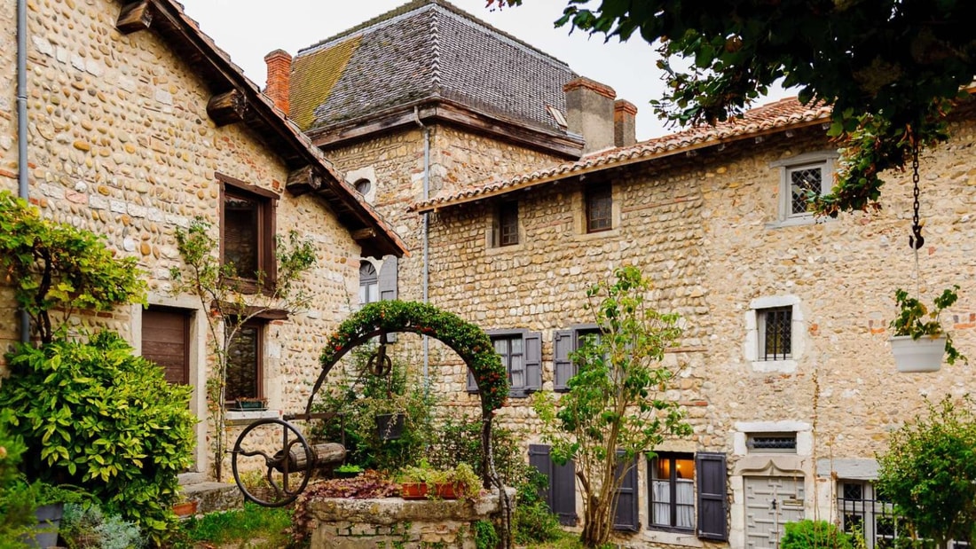 Au cœur de l'Ain, ces artisans perpétuent des techniques que vous pensiez disparues
