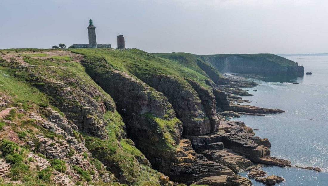 Ce bout de terre balayé par les vents abrite une biodiversité unique : un véritable sanctuaire entre ciel et mer