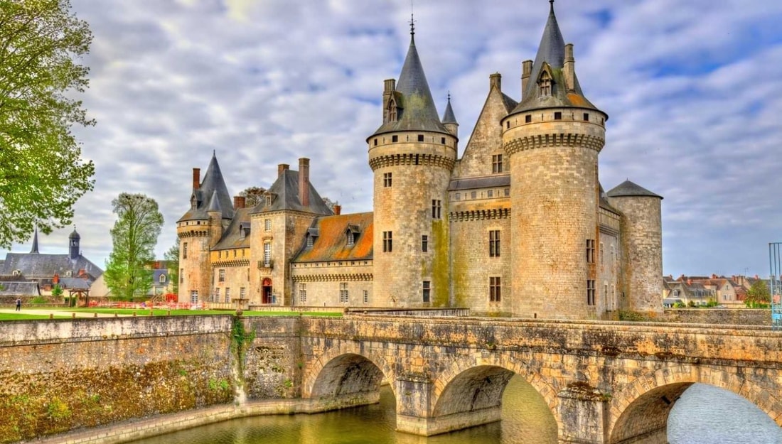 Cette chasse au trésor dans ce château du Loiret m'a fait résoudre des énigmes vieilles de six siècles