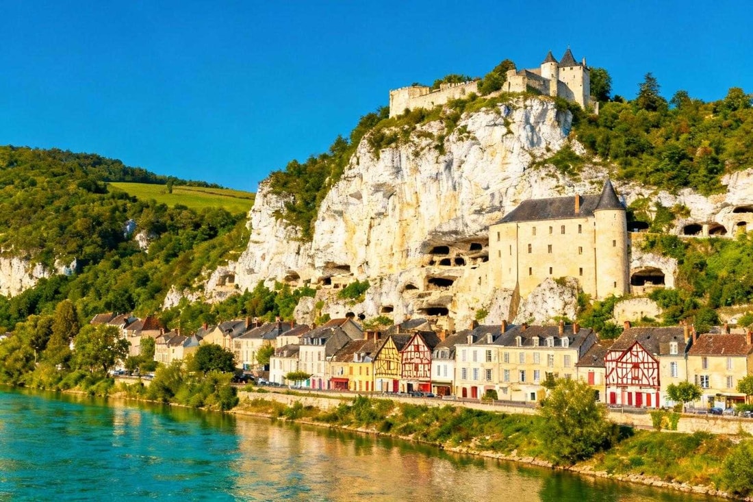 Ce village du Val-d'Oise creusé dans une craie de 65 millions d'années
