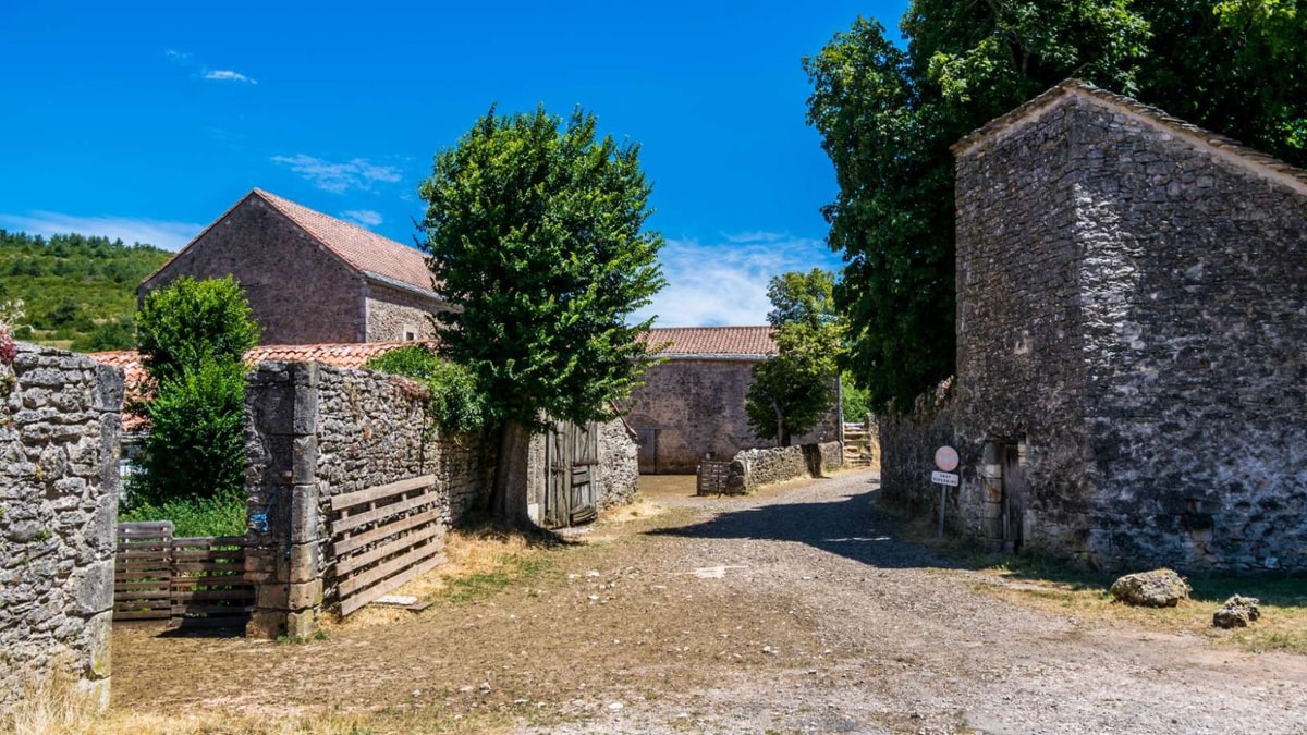 Ce village est l'unique témoignage intact de la vie quotidienne des Templiers en France