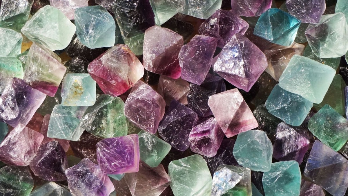 Fluorite: Découvrez les Vertus Fascinantes de la Pierre Fluorite