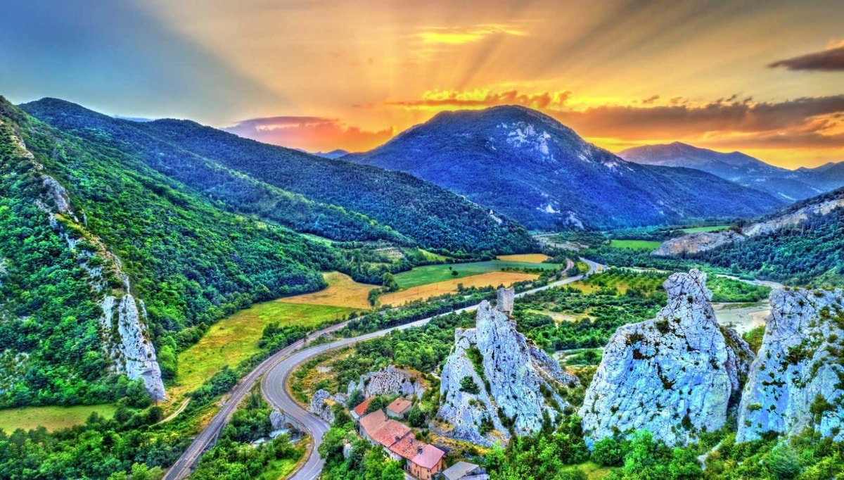 Ma nuit dans une bulle transparente au cœur de cette cité savoyarde perchée à 1250 mètres d'altitude