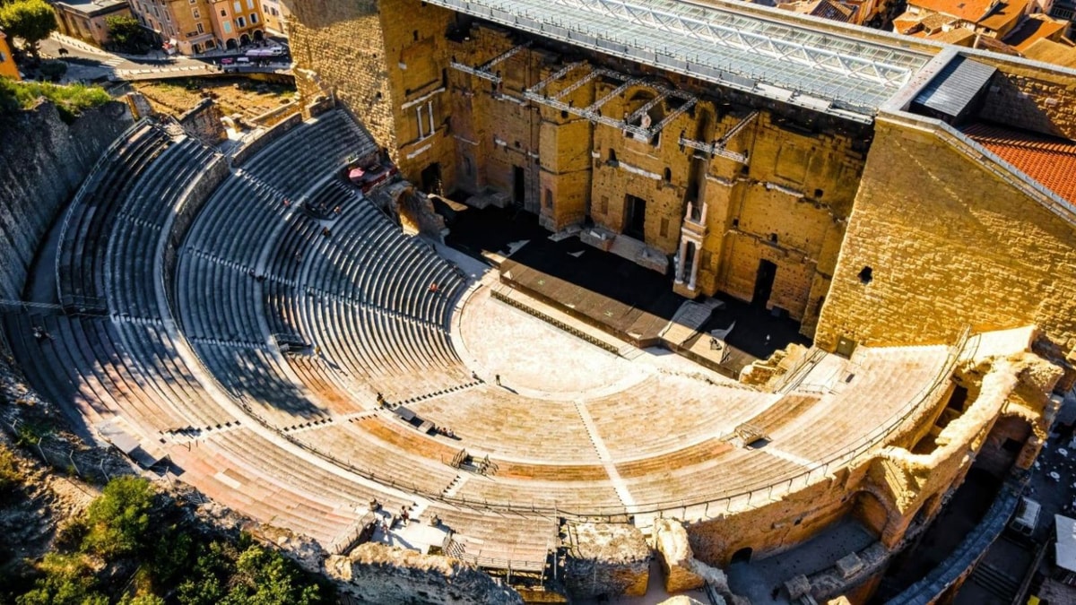 Le "plus beau mur de France" selon Louis XIV se trouve dans ce théâtre provençal