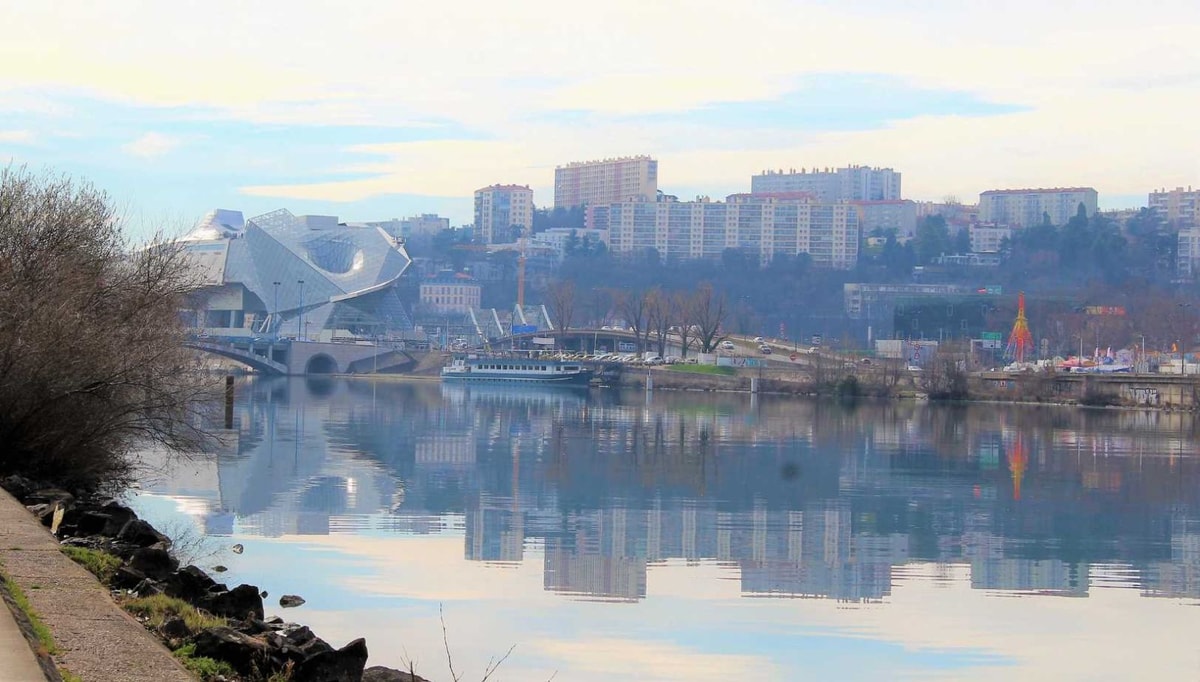 Ce musée entre deux fleuves promet un voyage spatio-temporel au cœur de Lyon