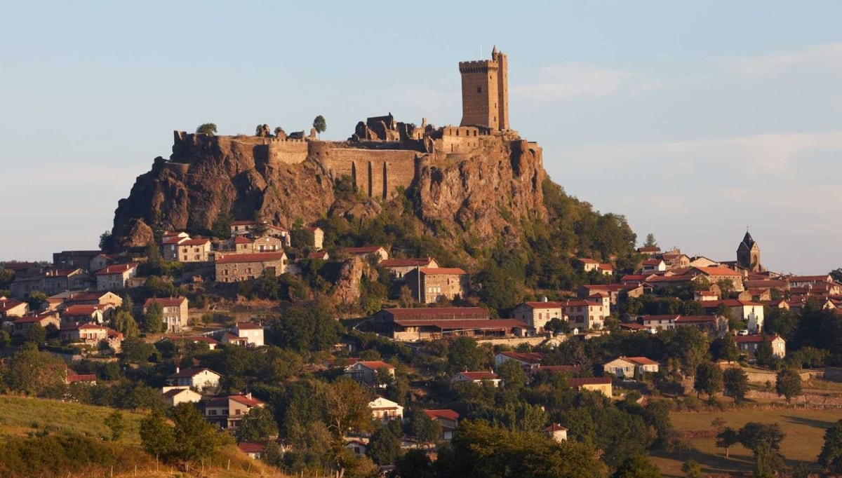 J'ai dormi dans ce château hanté : la Dame Blanche m'a réveillé à 3h du matin