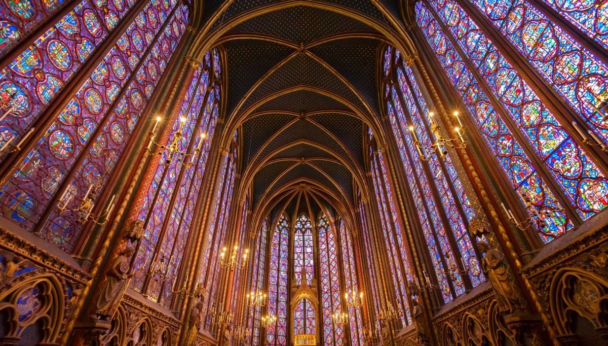775 ans d'histoire en plein cœur de Paris : les secrets de la Sainte-Chapelle