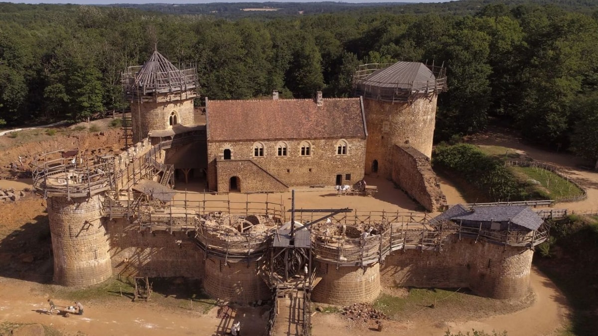 Sans électricité ni béton : le chantier le plus ambitieux de France