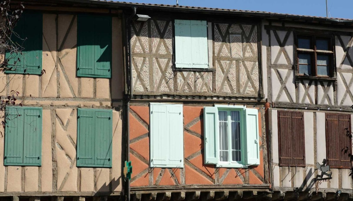Jongleurs, acrobates et troubadours : cette cité ariégeoise remonte le temps pendant ses fêtes médiévales