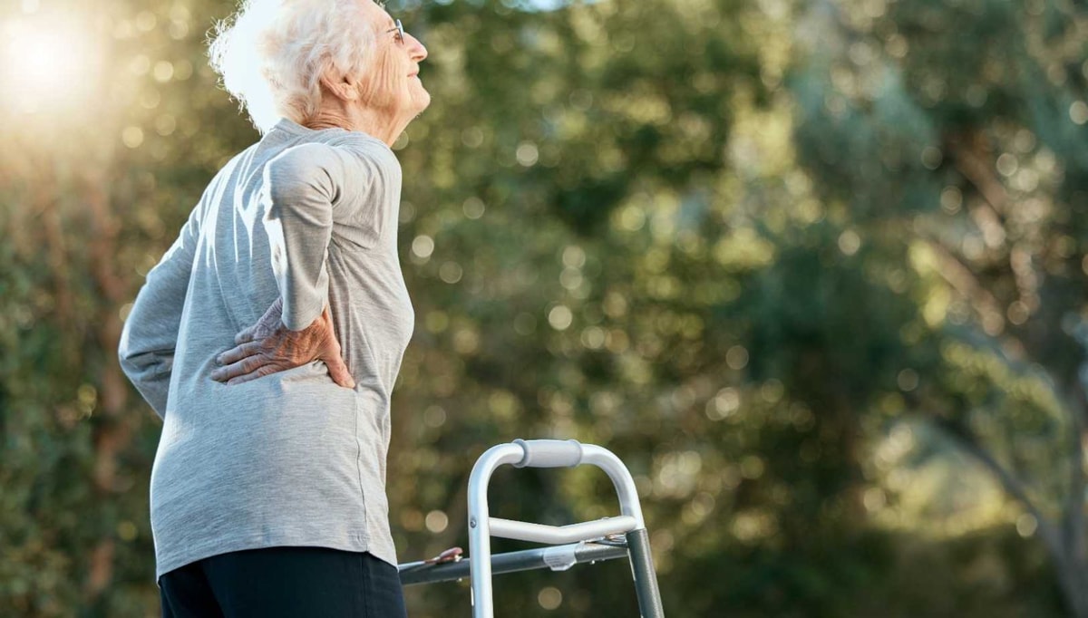 Le piège alimentaire qui augmente vos risques de fracture après 65 ans