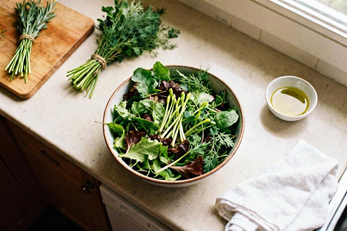 Cette astuce de grand-mère garde vos salades fraîches 2 semaines
