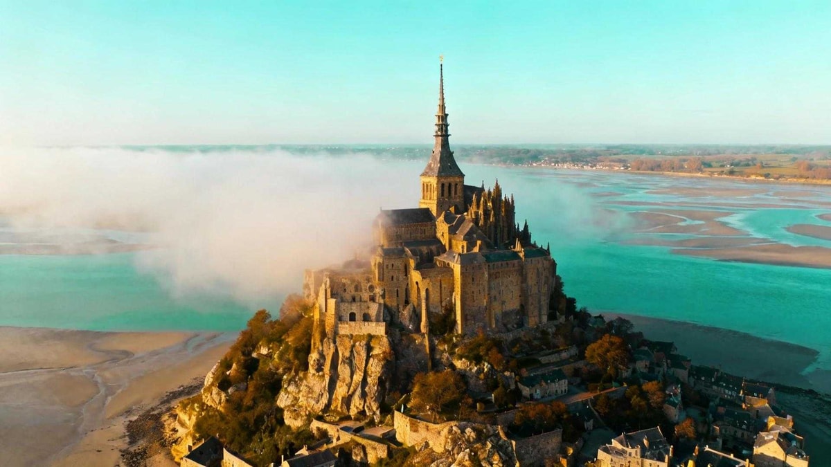 Ce rocher de 7 hectares abrite 23 âmes – 3 millions le visitent chaque année
