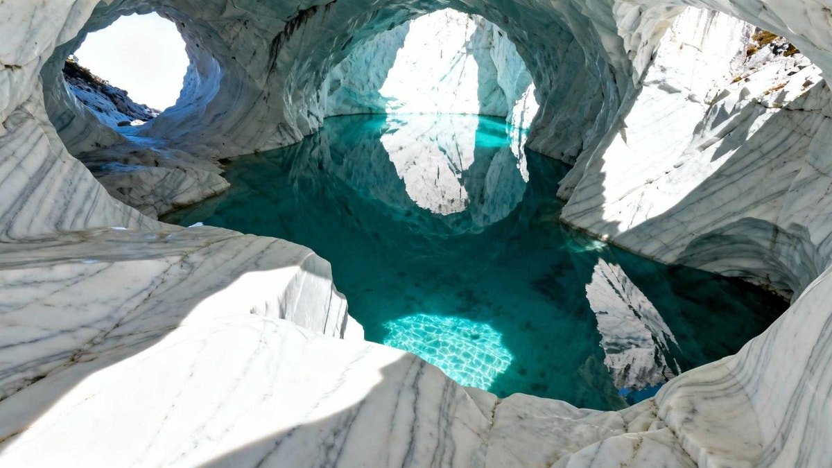 Ce lac de 590 mètres sculptait le marbre 6 000 ans avant Torres del Paine
