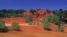 Ce canyon provençal aux couleurs de Mars attire les géologues de la NASA pour cette raison