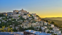 J'ai rencontré Marcel, 103 ans, qui m'a révélé le secret de longévité de ce village de Provence
