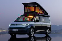 Ce van de 70 000 € transforme 70 litres de diesel en 800 km d'évasion