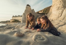 À 15 minutes de Deauville : cette plage normande cache des fossiles de 160 millions d'années
