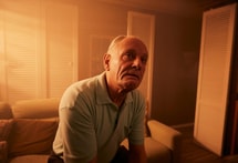 Canicule 2025 : ces 5 gestes tuent silencieusement les seniors
