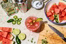 Vous infusez mal le piment dans votre Margarita à la pastèque
