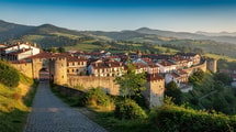 Pourquoi 60 000 pèlerins font-ils halte chaque année dans cette ville basque ?