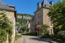 Ce village du Lot, parmi les Plus Beaux de France, est le « Petit Versailles