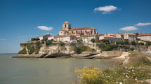 Fondée en 1284, cette bastide de Charente-Maritime domine toujours l’estuaire