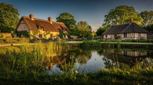 Pourquoi Marie-Antoinette avait-elle fait construire un faux village à Versailles ?