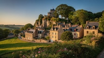 Ce village du Morbihan, au flanc d’une crête rocheuse, a été élu préféré des Français en 2016