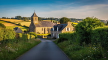 Depuis 2025, Saint-Launeuc est devenue commune déléguée de cette ville bretonne