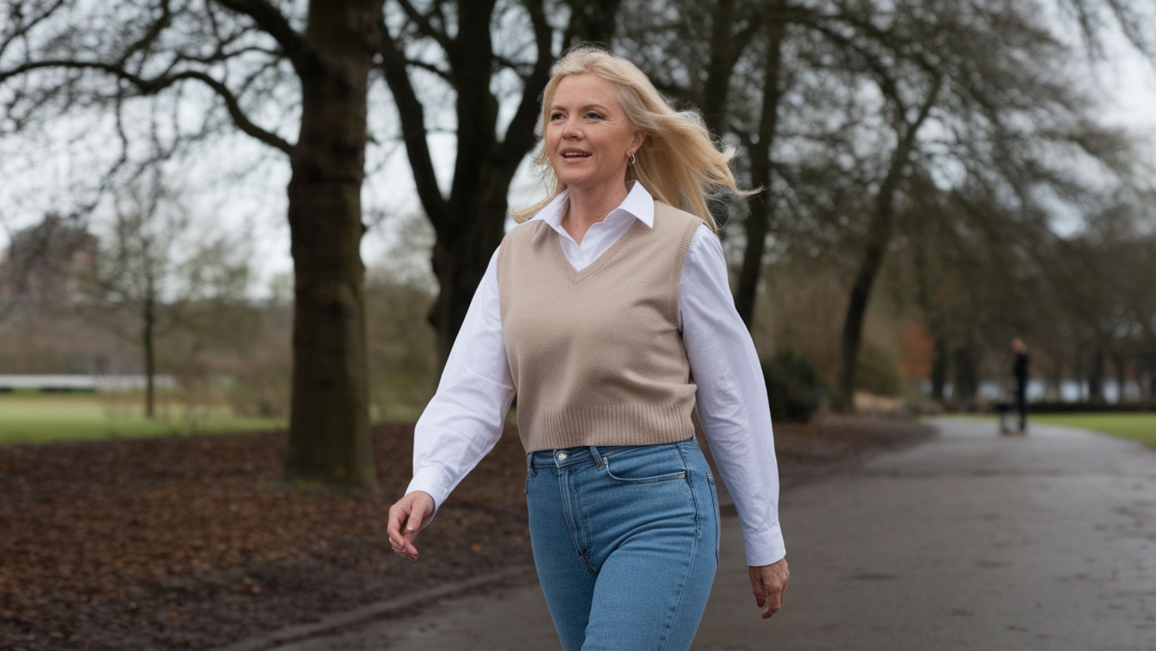 The 5 Denim Cuts That Will Make You Feel Like a Queen at 60+