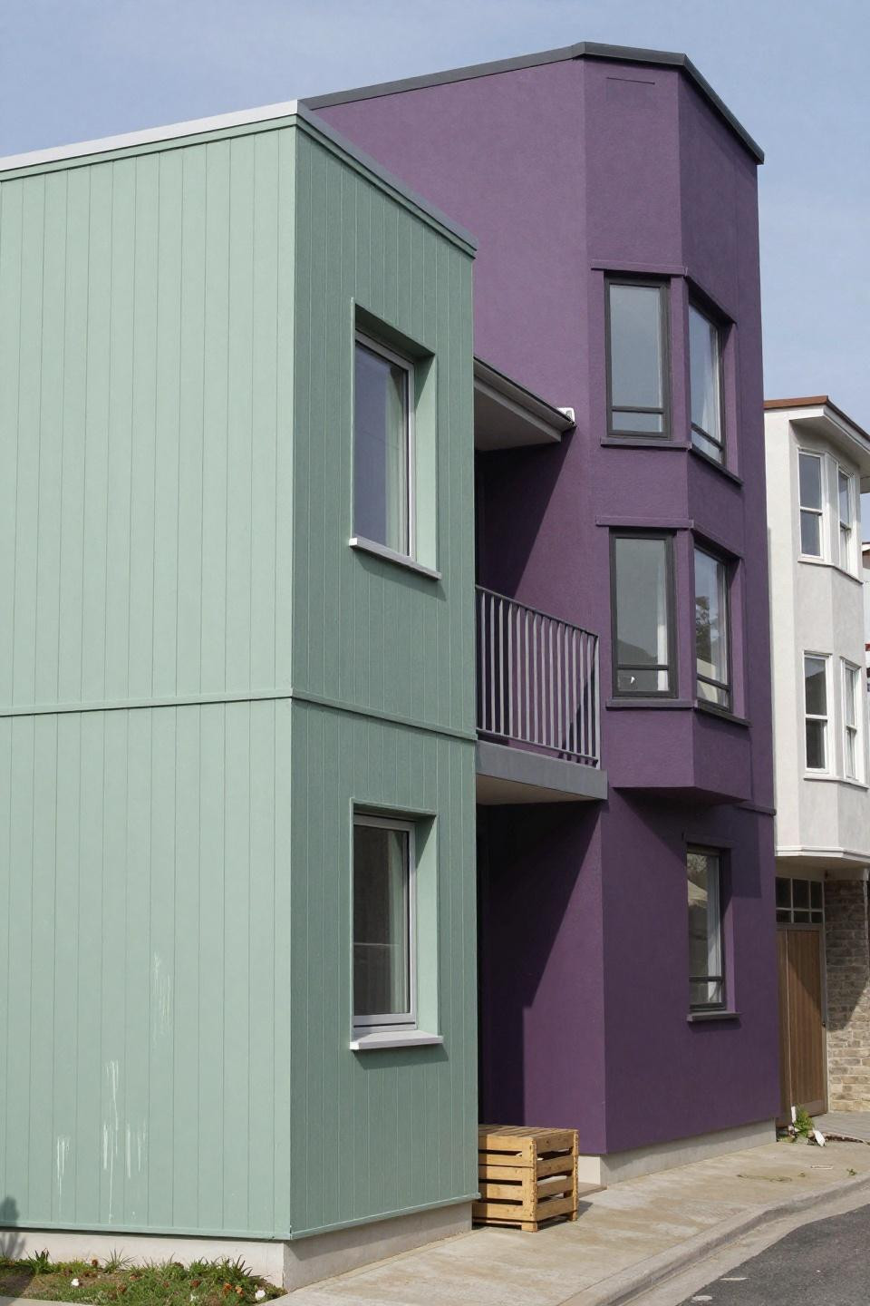 Bloxburg House Ideas Exterior - sage green plum townhouse