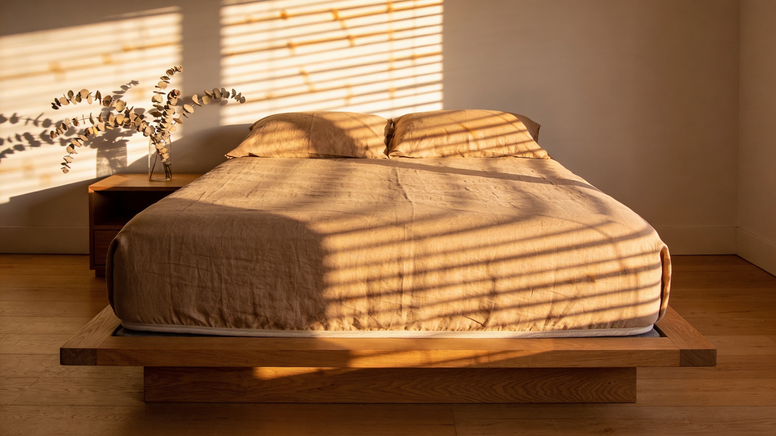 Saatva Classic vs Avocado Green 2026 — JM Almanac