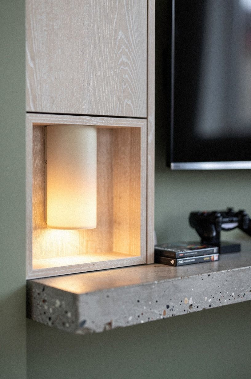 Install dimmable sconces inside the hidden bay