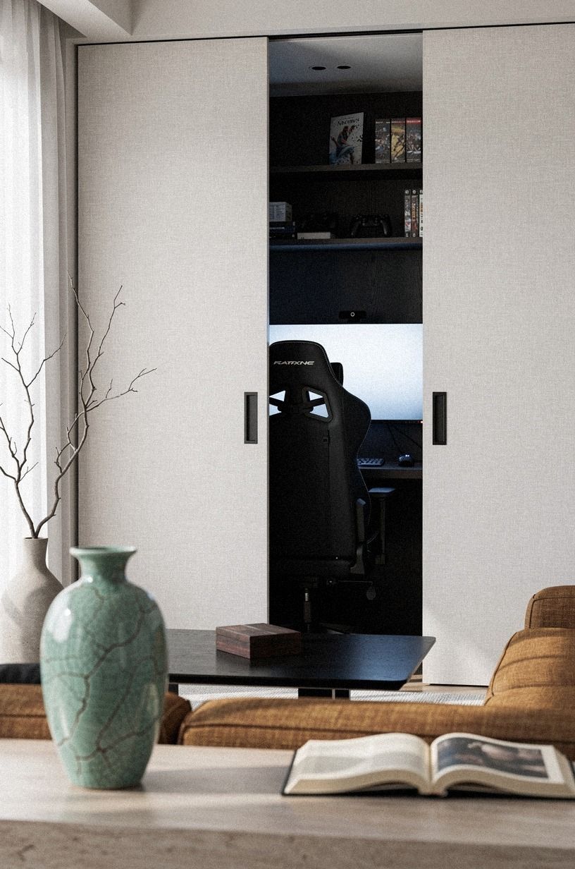 Close everything behind push-latch living room panels