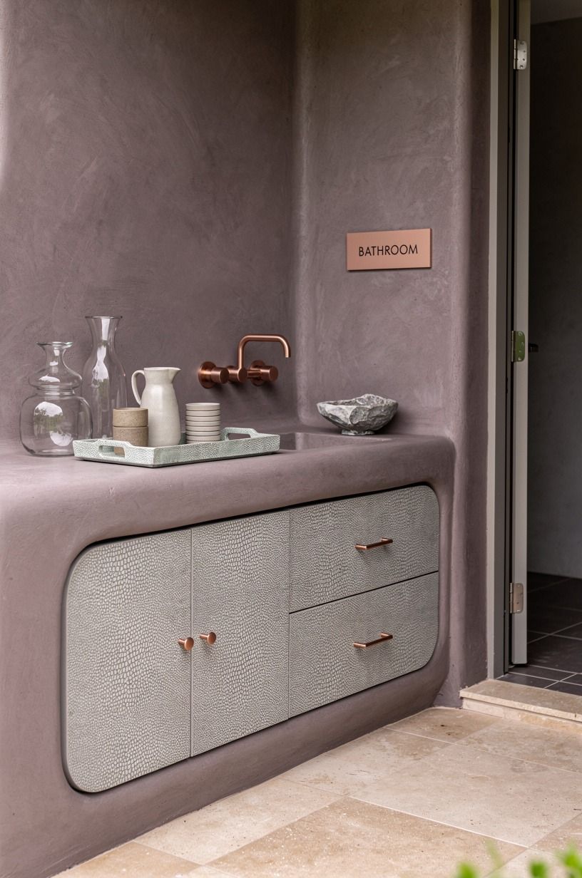 Skip the full outdoor kitchen, build a drink station instead
