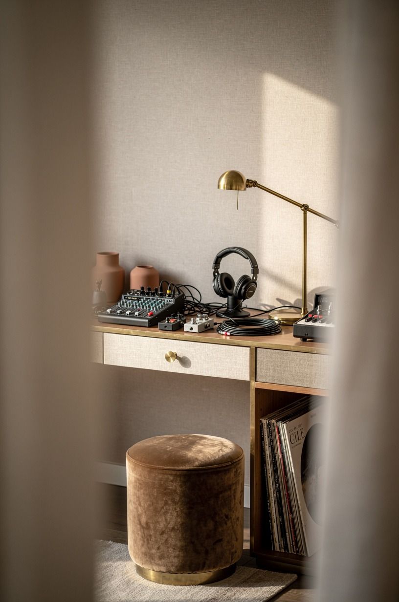 Add a narrow console for pedals and mixers