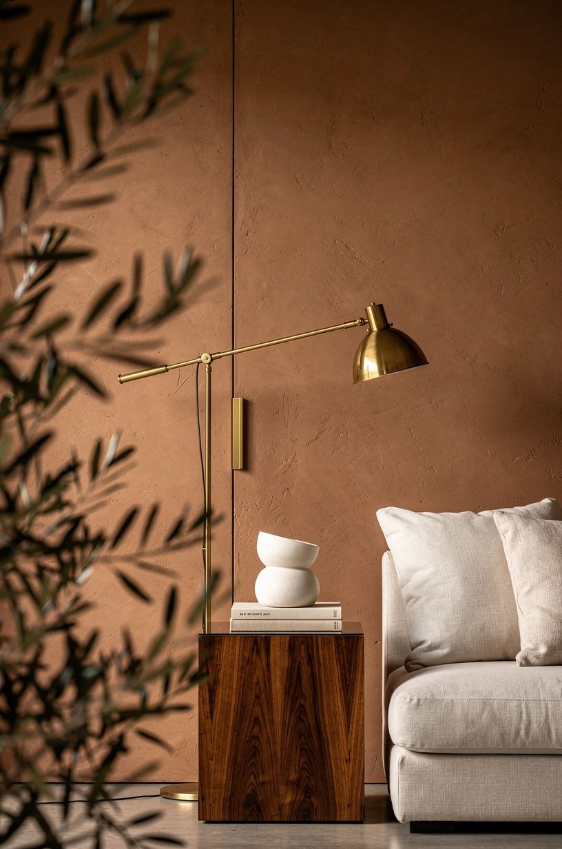 Disguise the handle with a slim shadow gap
