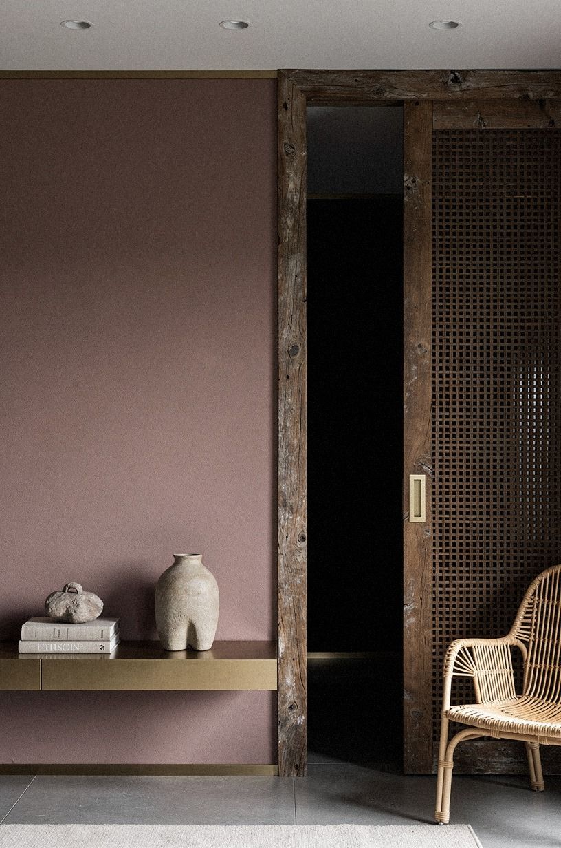 Light the threshold with recessed ceiling spots