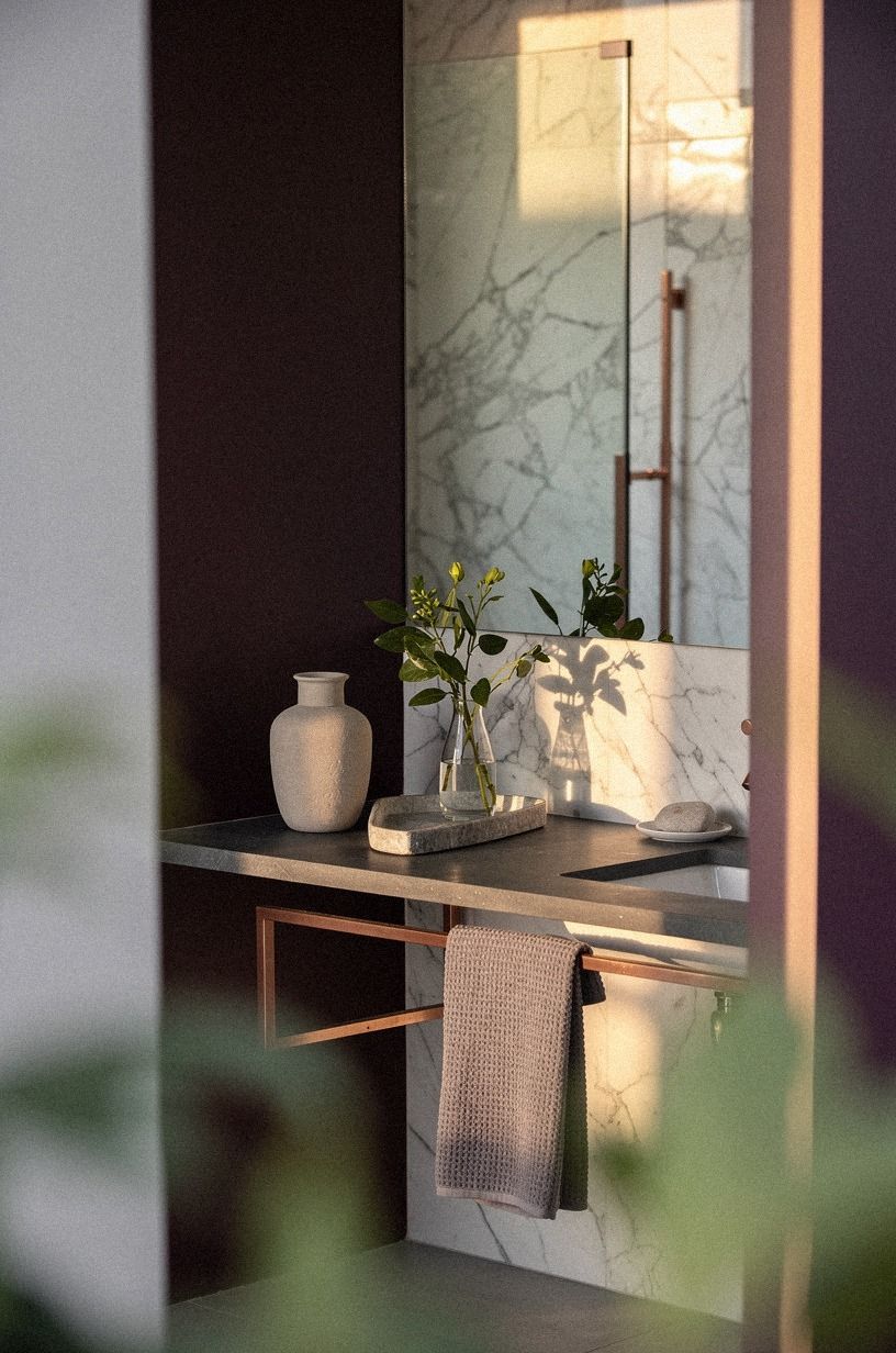 Finish With Coastal-Adjacent Details, Not a Theme