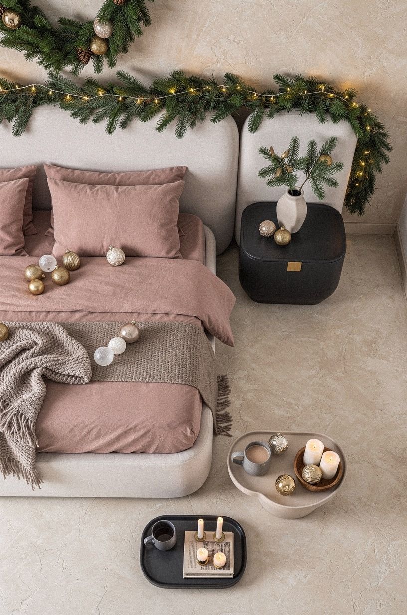 Choose ornaments with the Three-Texture Rule