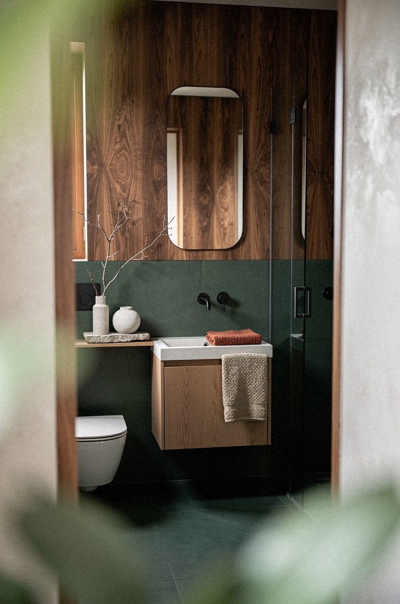 Can Pattern Work in a Small Eclectic Bathroom?