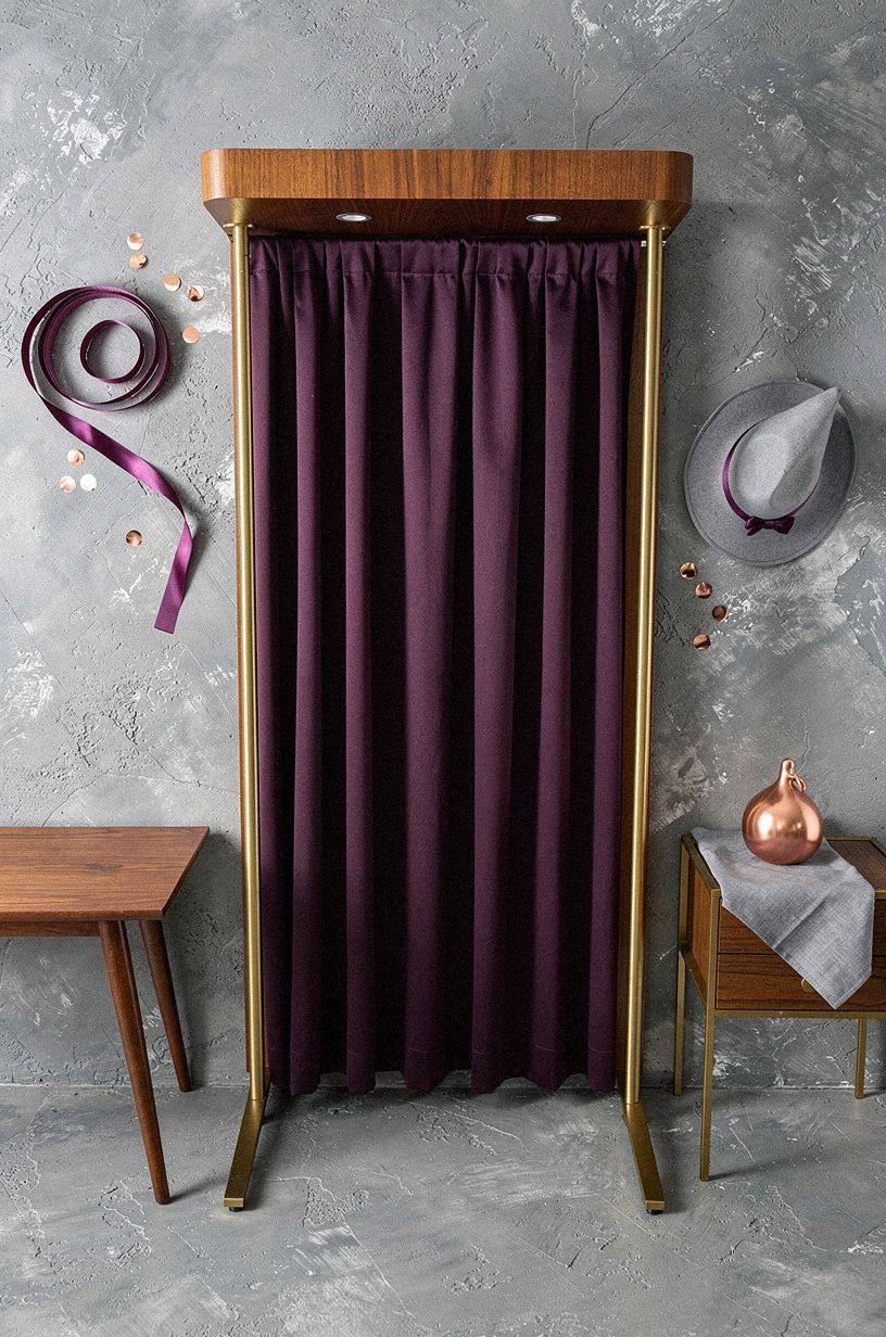 The Curtain Photo Booth, Set at the Right Height
