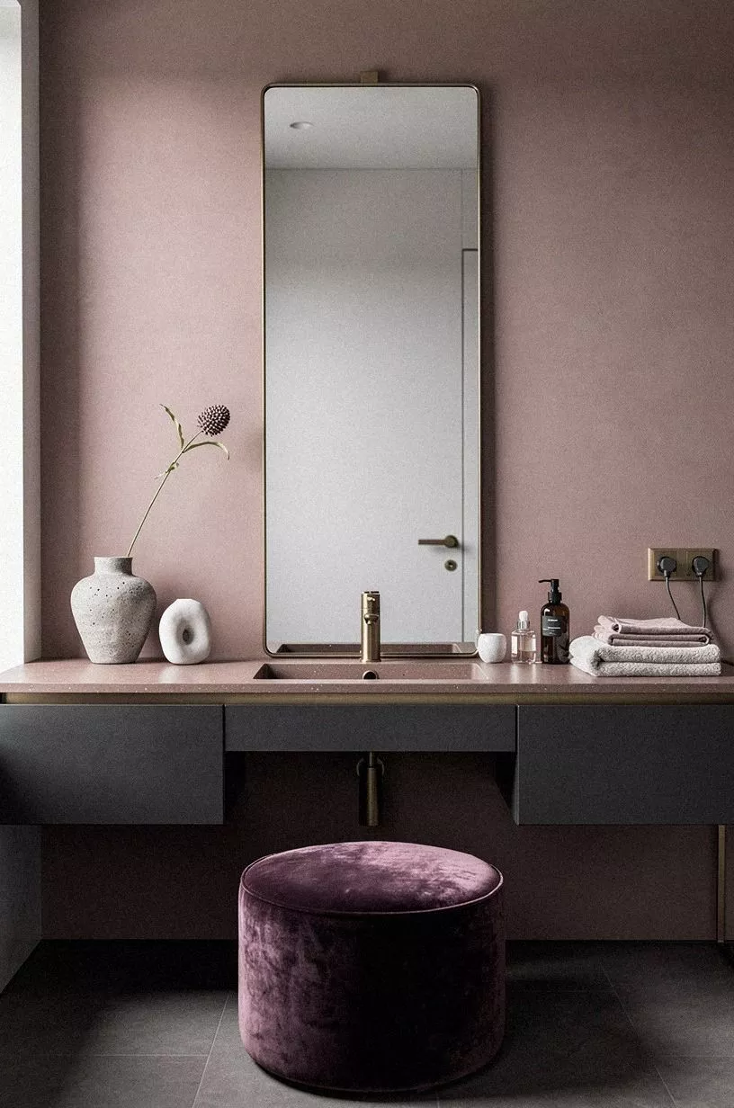 Use a Mirror With a Narrow Metal Frame