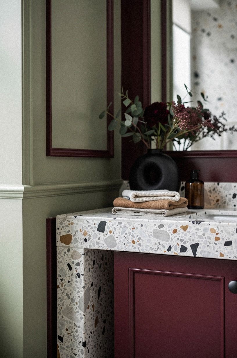 Burgundy and Sage: A Better Pairing