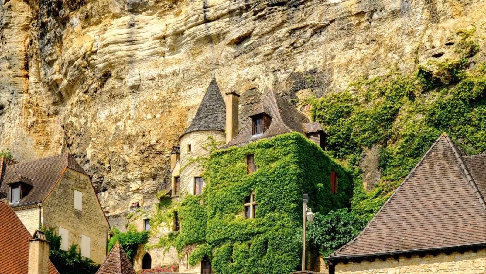 4 destinations françaises où les maisons sont indétectables depuis le ciel