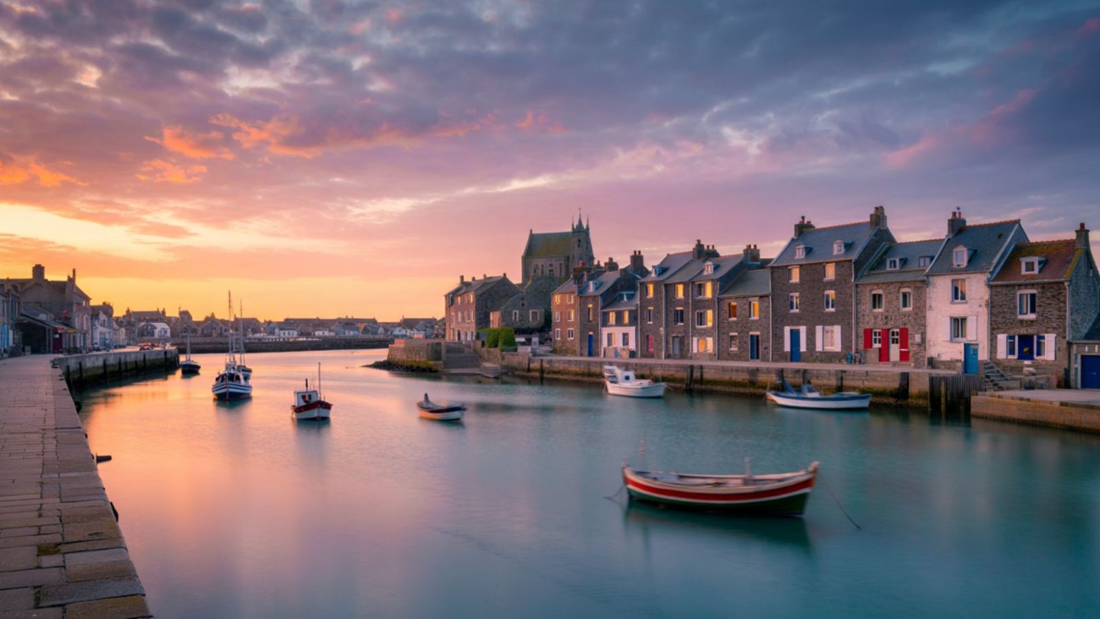 J'ai passé 24h dans un village où la mer vous suit partout