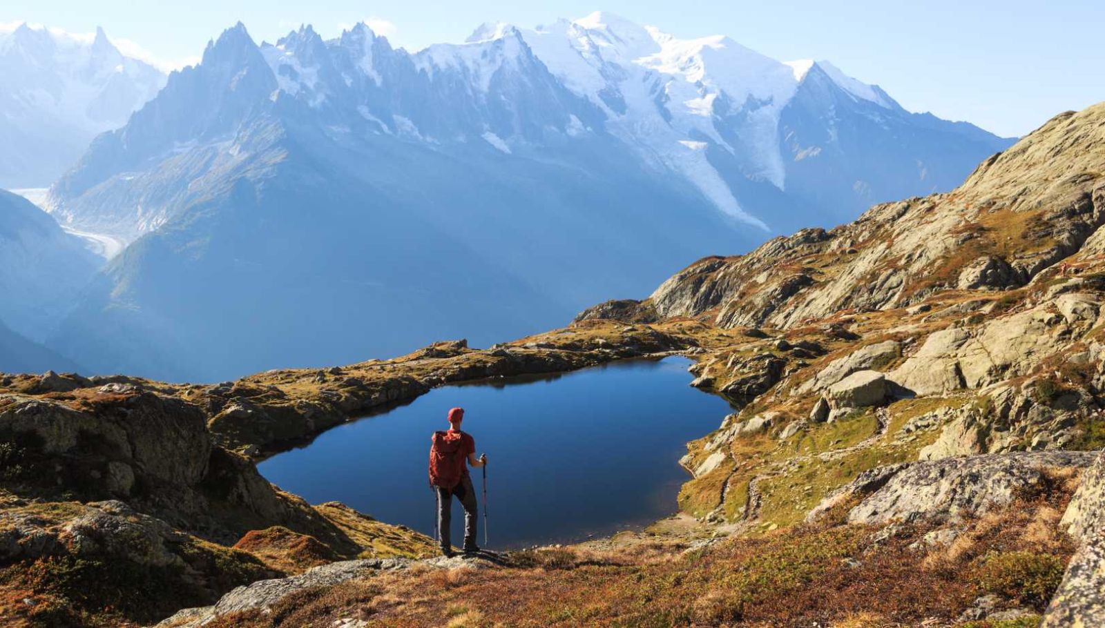 20 000 alpinistes par an à l'assaut du géant des Alpes : les secrets du Mont Blanc