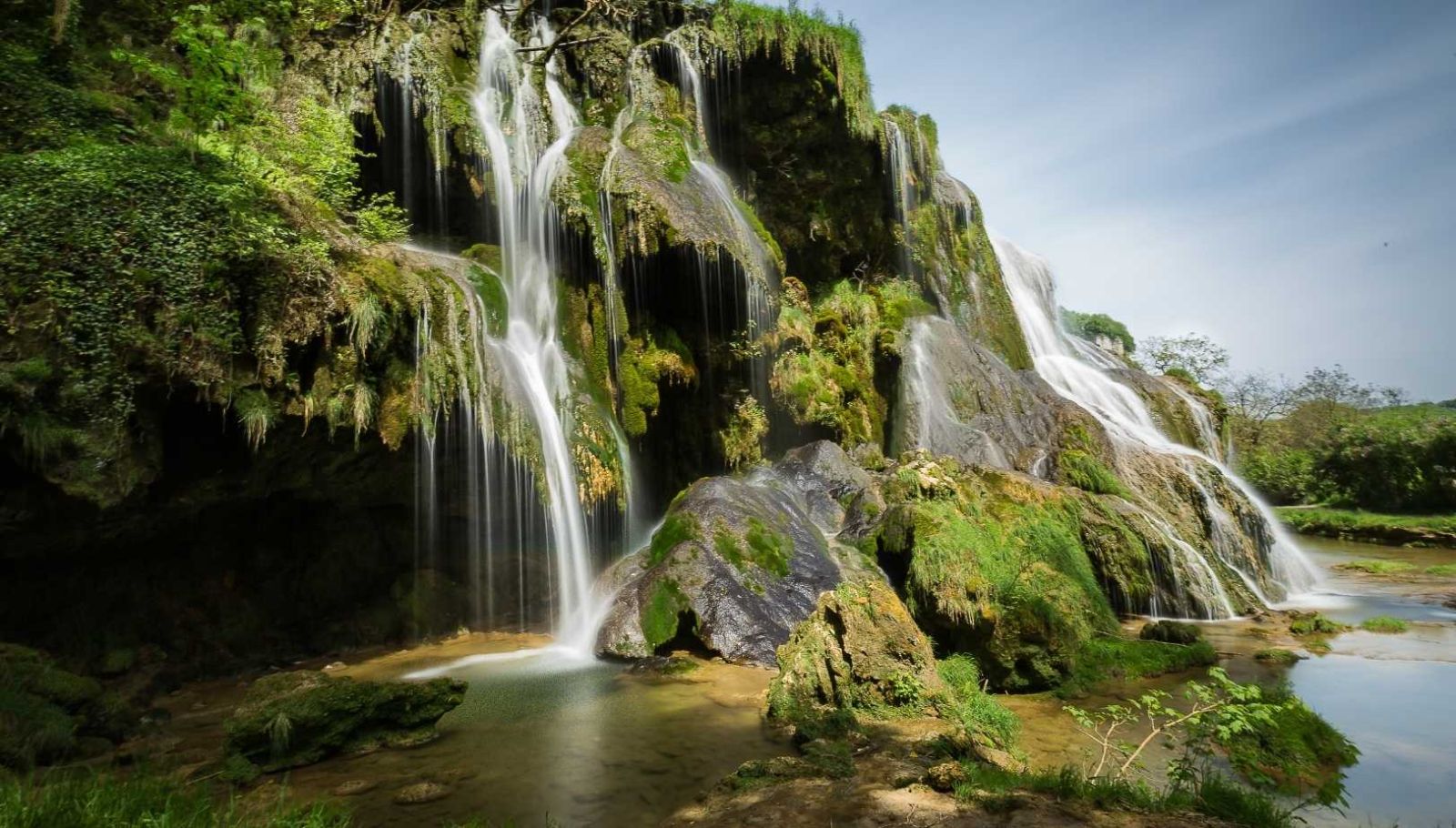 Ma méditation face à cette œuvre d'art naturelle du Jura sculptée par 150 millions d'années