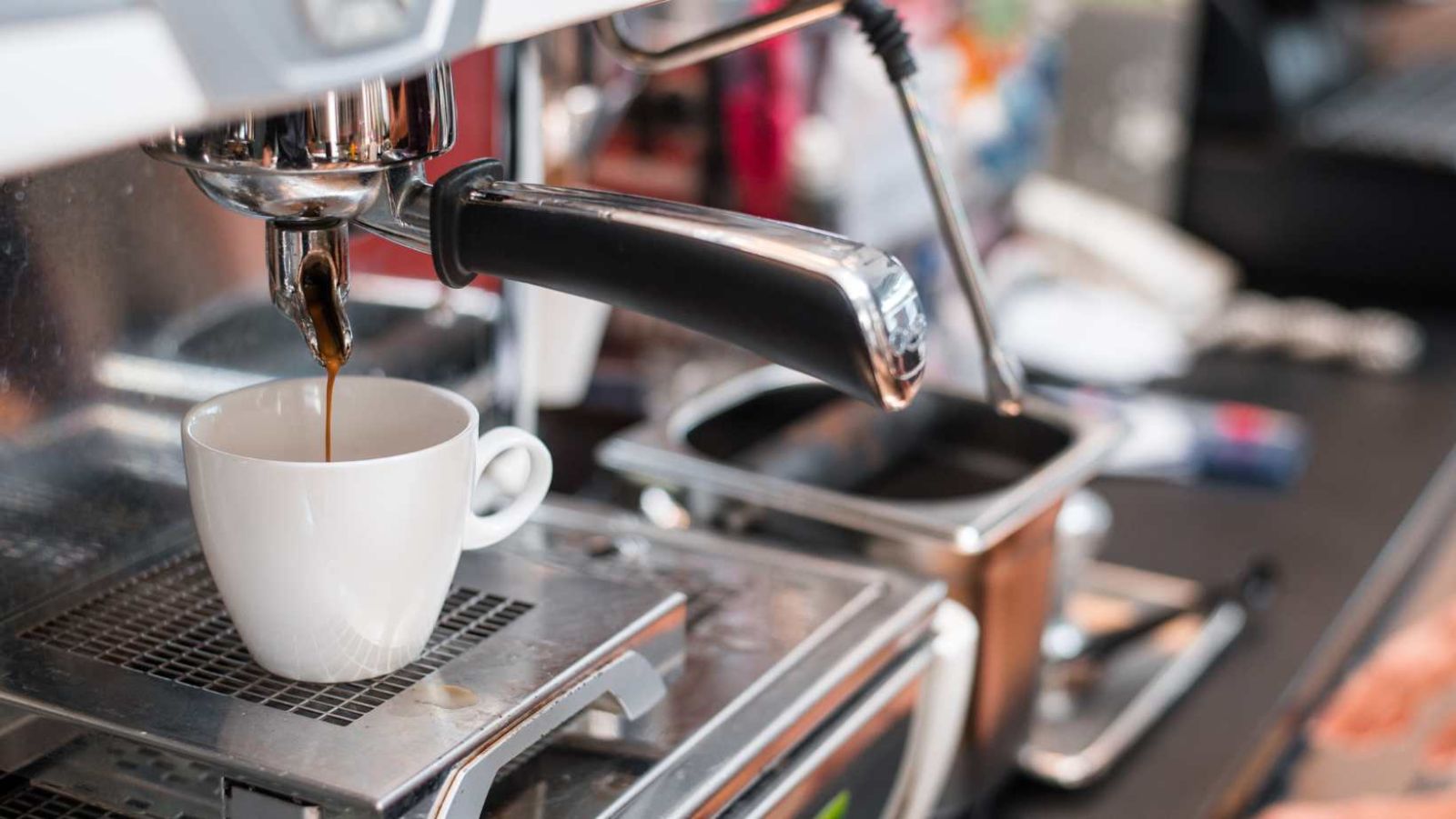 Café du matin : pourquoi il vaut mieux attendre avant de savourer votre ...